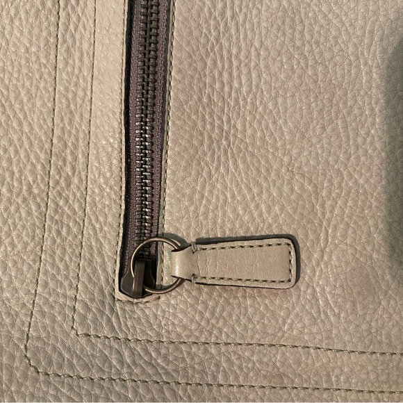 Coach Shoulder Purse - Picture 4 of 9